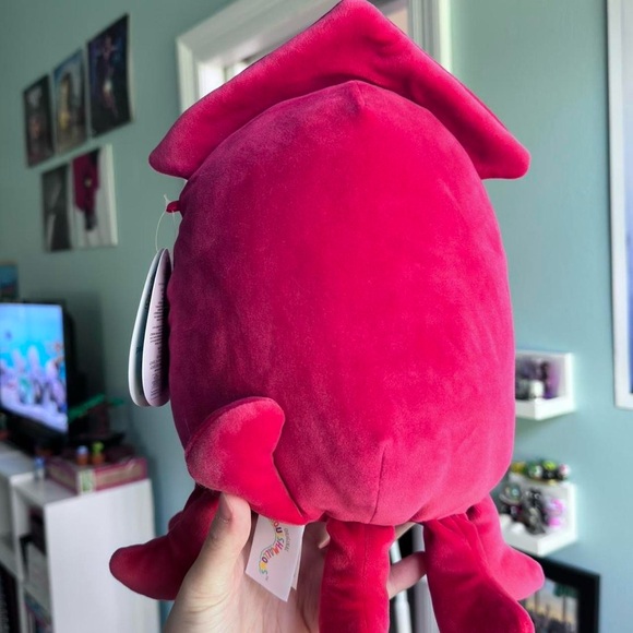 Altman Squid Squishmallow - Picture 3 of 3